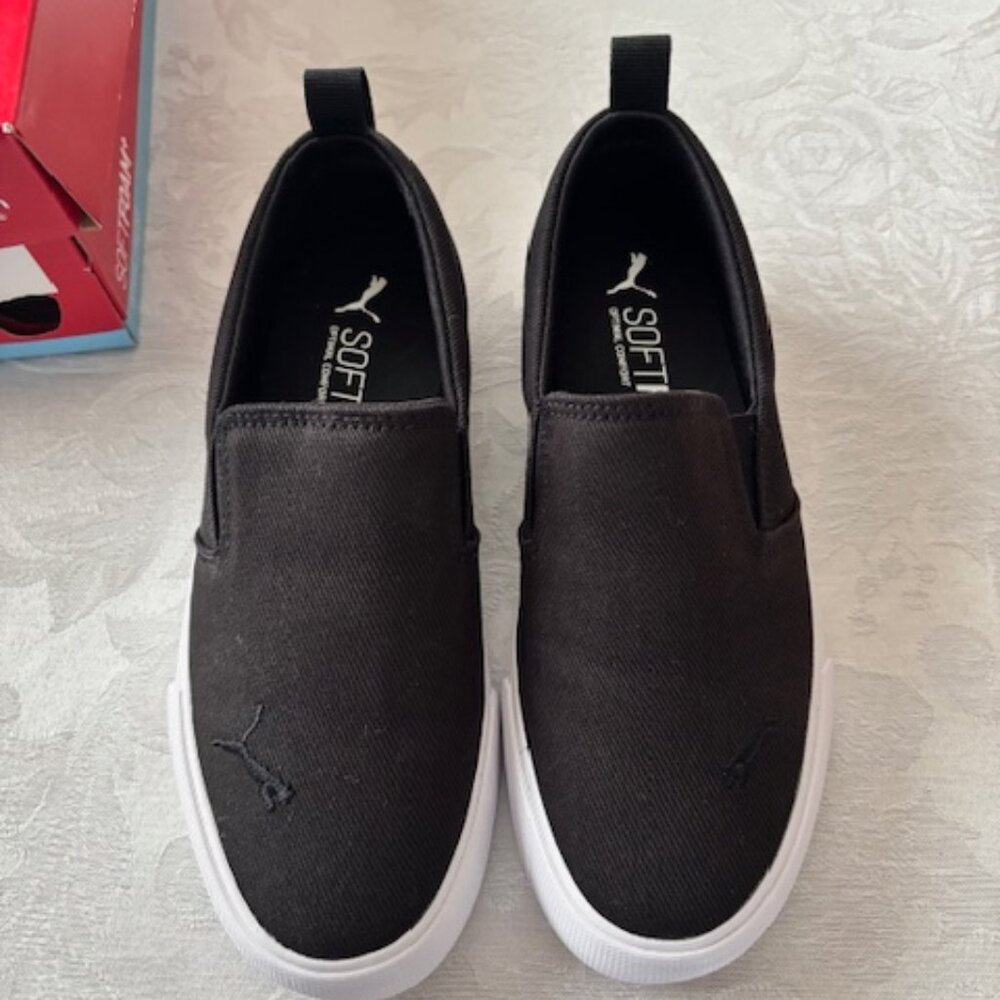 Puma Junor size 4 Never worm